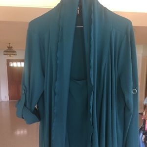 ❤️BRAND NEW W/O TAGS MILANO VERSATILE TEAL BLOUSE